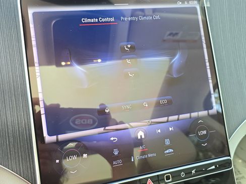 New 2026 Mercedes-Benz EQE 320 4MATIC SUV image 23