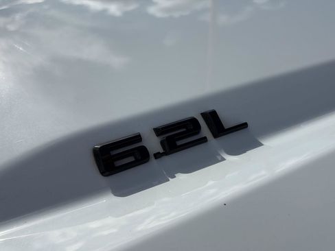 Used 2022 Chevrolet Silverado 1500 LTZ w/ LTZ Premium Package image 10