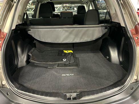 Used 2015 Toyota RAV4 XLE image 27