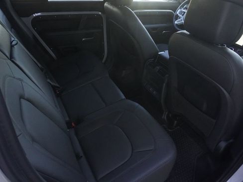 New 2026 Land Rover Defender 110 X-Dynamic SE image 26