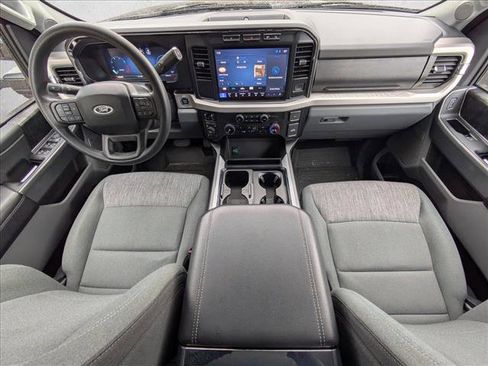Used 2023 Ford F250 XLT w/ XLT Premium Package image 10