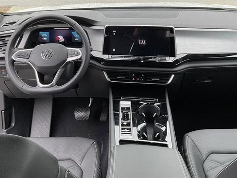 New 2026 Volkswagen Atlas Cross Sport SE image 11