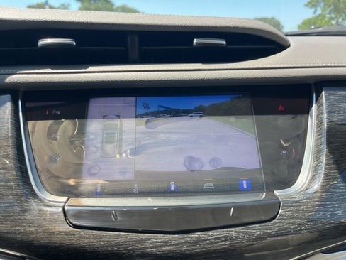 Certified 2022 Cadillac XT6 Premium Luxury w/ Technology Package FWD image 28