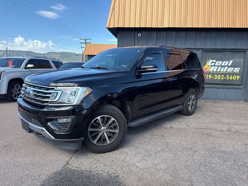 Used 2019 Ford Expedition XLT w/ Equipment Group 201A AWD/4WD image 1