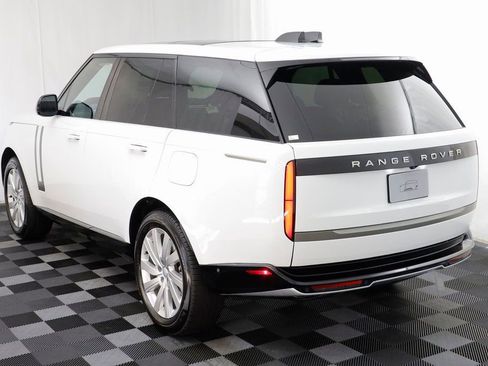 New 2025 Land Rover Range Rover SE AWD/4WD image 16