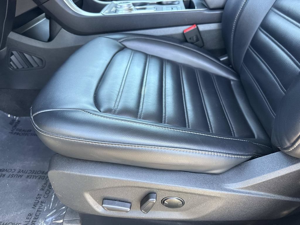 Used 2024 Ford Edge SEL AWD/4WD image 25