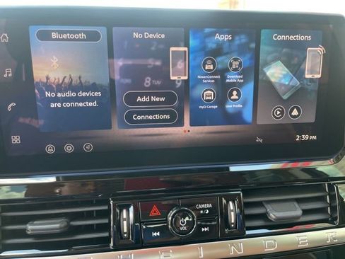 New 2026 Nissan Pathfinder Platinum FWD image 15