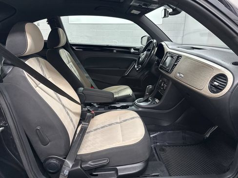 Used 2018 Volkswagen Beetle 2.0T Coast w/ Coast Lighting Package FWD image 20