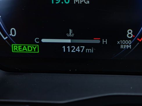 Used 2025 Toyota Land Cruiser image 21