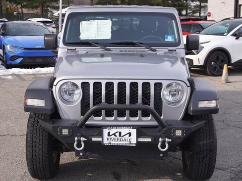 Used 2020 Jeep Gladiator Sport w/ Quick Order Package 24S image 8