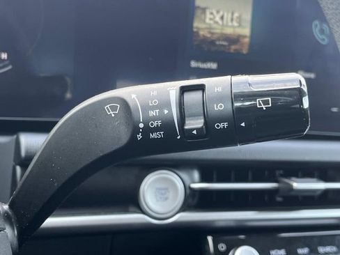 Certified 2025 Hyundai Tucson SEL image 30