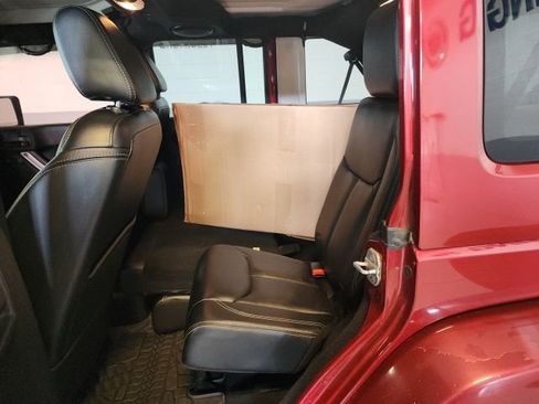 Used 2013 Jeep Wrangler Unlimited Sahara w/ Dual Top Group image 10