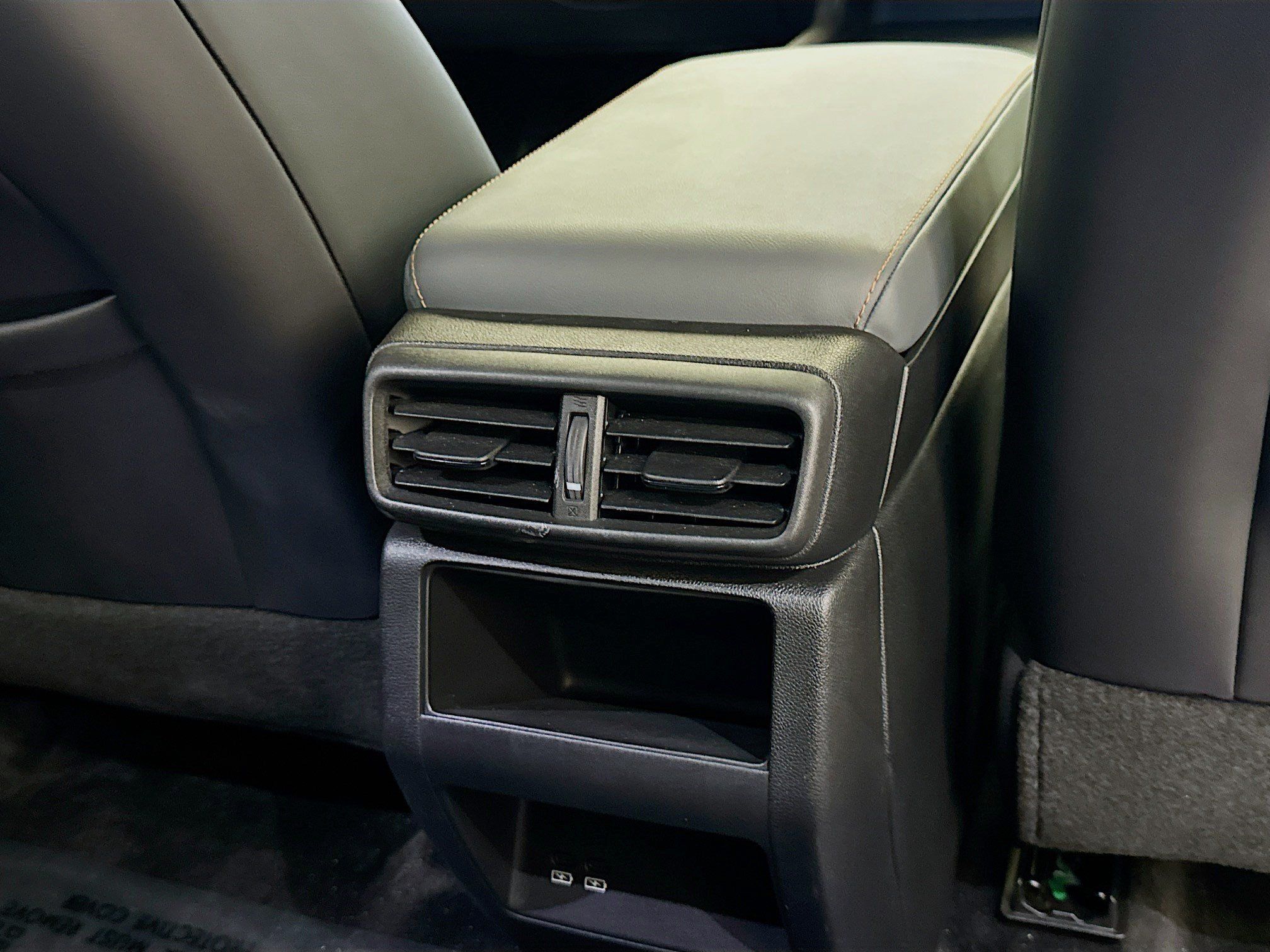 Used 2025 Honda Prologue Touring image 16