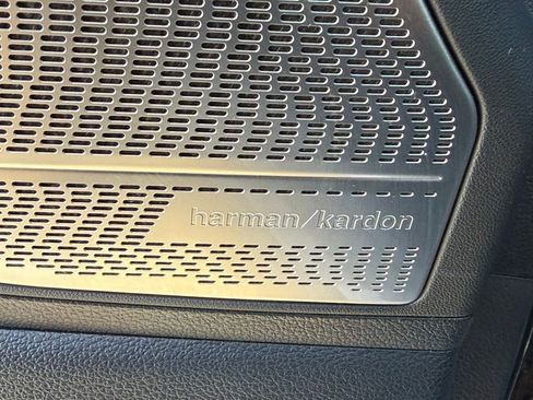 Used 2024 Hyundai Palisade Calligraphy image 4