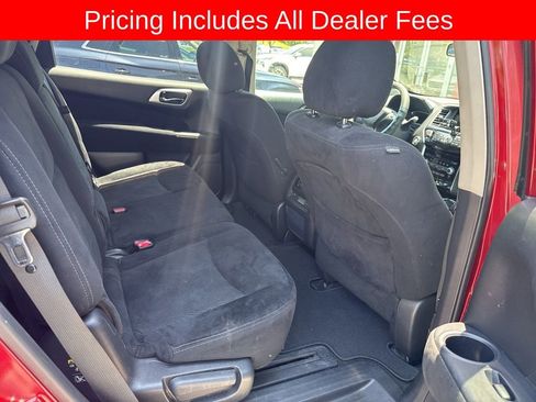 Used 2016 Nissan Pathfinder S FWD image 9