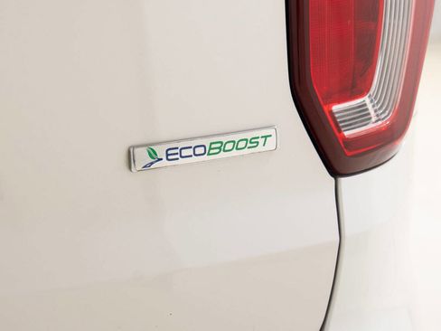 Used 2019 Ford Explorer Limited image 13