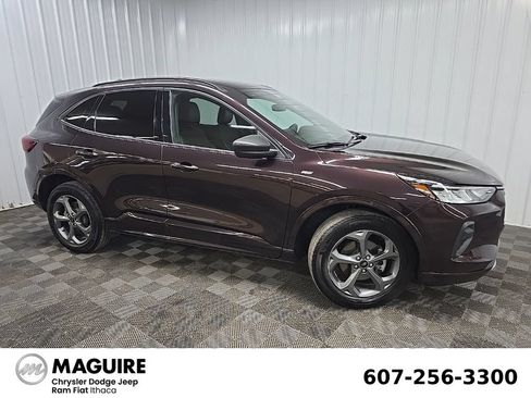 Used 2023 Ford Escape ST-Line w/ Tech Pack #1 AWD/4WD image 1