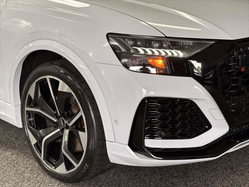 Used 2023 Audi RS Q8 w/ Black Optic Package AWD/4WD image 9