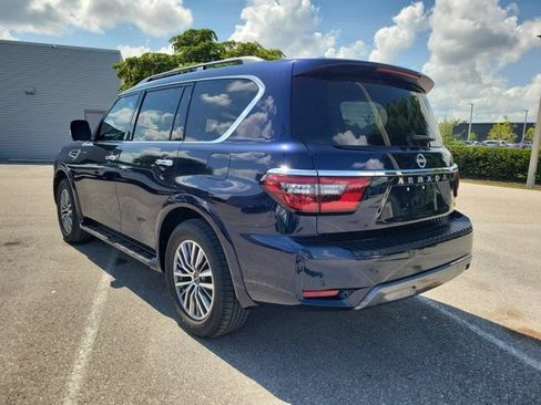 Used 2023 Nissan Armada SL w/ Captain's Chairs Package AWD/4WD image 5