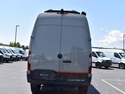New 2024 Mercedes-Benz Sprinter 2500 image 6