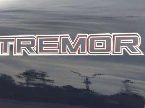 Certified 2021 Ford Ranger Lariat w/ Tremor Off-Road Package AWD/4WD image 24