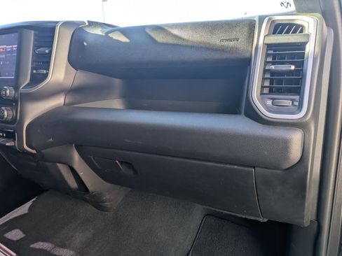 Used 2022 RAM 2500 Big Horn AWD/4WD image 30