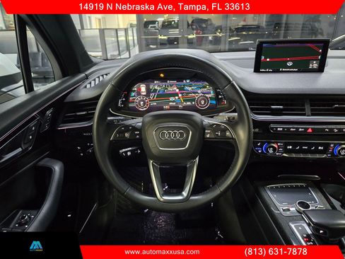 Used 2018 Audi Q7 3.0T Prestige w/ Prestige Package image 17