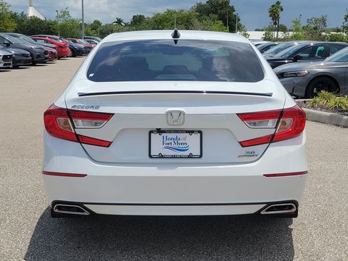 Used 2022 Honda Accord Sport image 5
