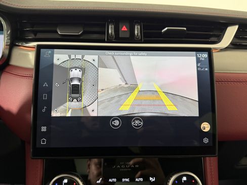 Used 2026 Jaguar F-PACE R-Dynamic S image 23