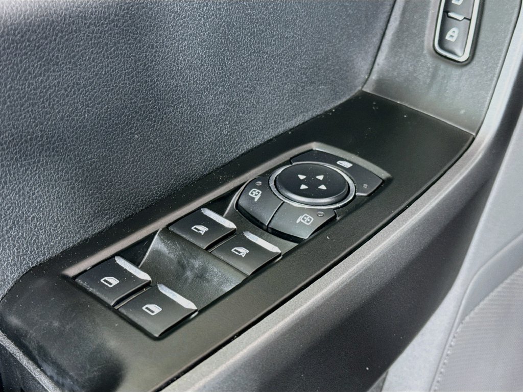 Used 2026 Ford F250 XLT w/ FX4 Off-Road Package AWD/4WD image 17