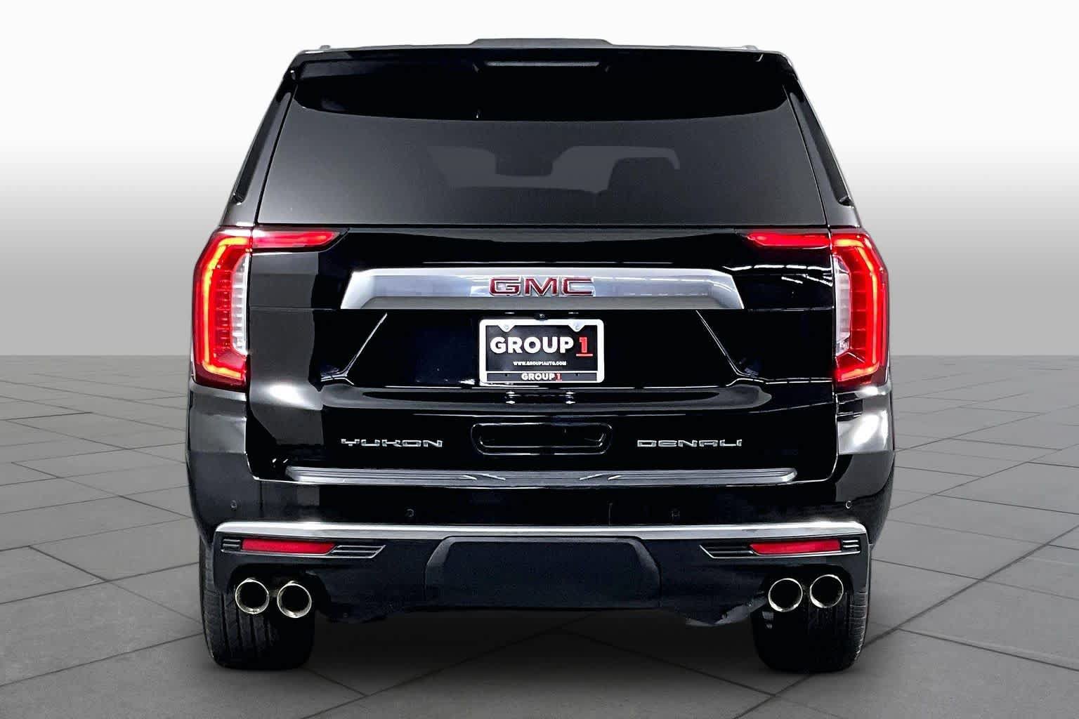 Used 2022 GMC Yukon Denali AWD/4WD image 5