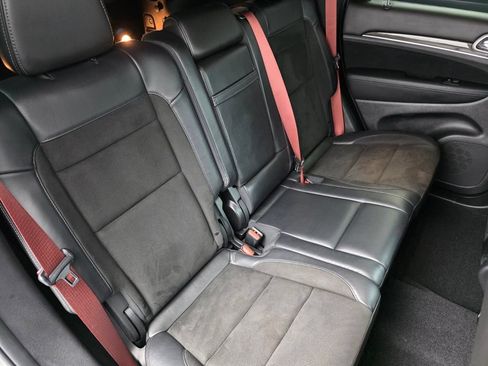 Used 2021 Jeep Grand Cherokee SRT AWD/4WD image 27