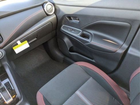 New 2025 Nissan Versa SR w/ Trunk Package FWD image 25