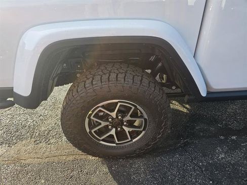 New 2026 Jeep Gladiator Rubicon image 8