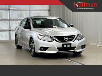 Used 2016 Nissan Altima 2.5 SL w/ 2.5 Technology w/LED Package image 1