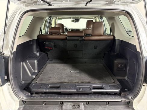 Used 2024 Toyota 4Runner Limited AWD/4WD image 20