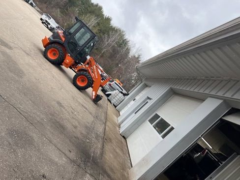 Certified 2023 Volvo XC90 B6 Plus w/ Protection Package Premier image 18