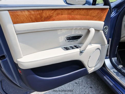 Used 2015 Bentley Flying Spur V8 AWD/4WD image 38