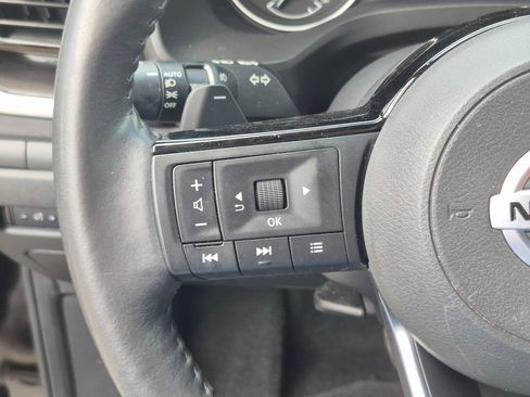 Used 2021 Nissan Rogue SL AWD/4WD image 19