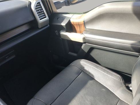 Used 2015 Ford F150 Lariat w/ Equipment Group 502A Luxury image 45