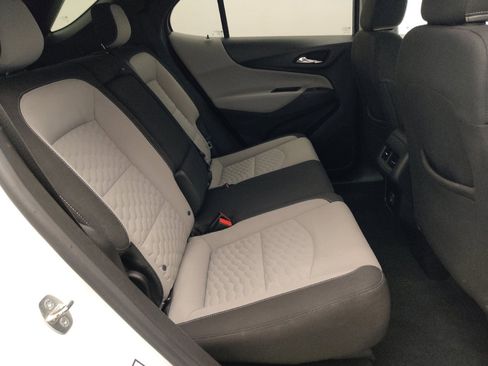 Used 2019 Chevrolet Equinox LT FWD image 19