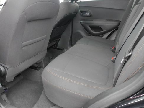 Used 2020 Chevrolet Trax LS w/ Tint and Cruise Package image 14