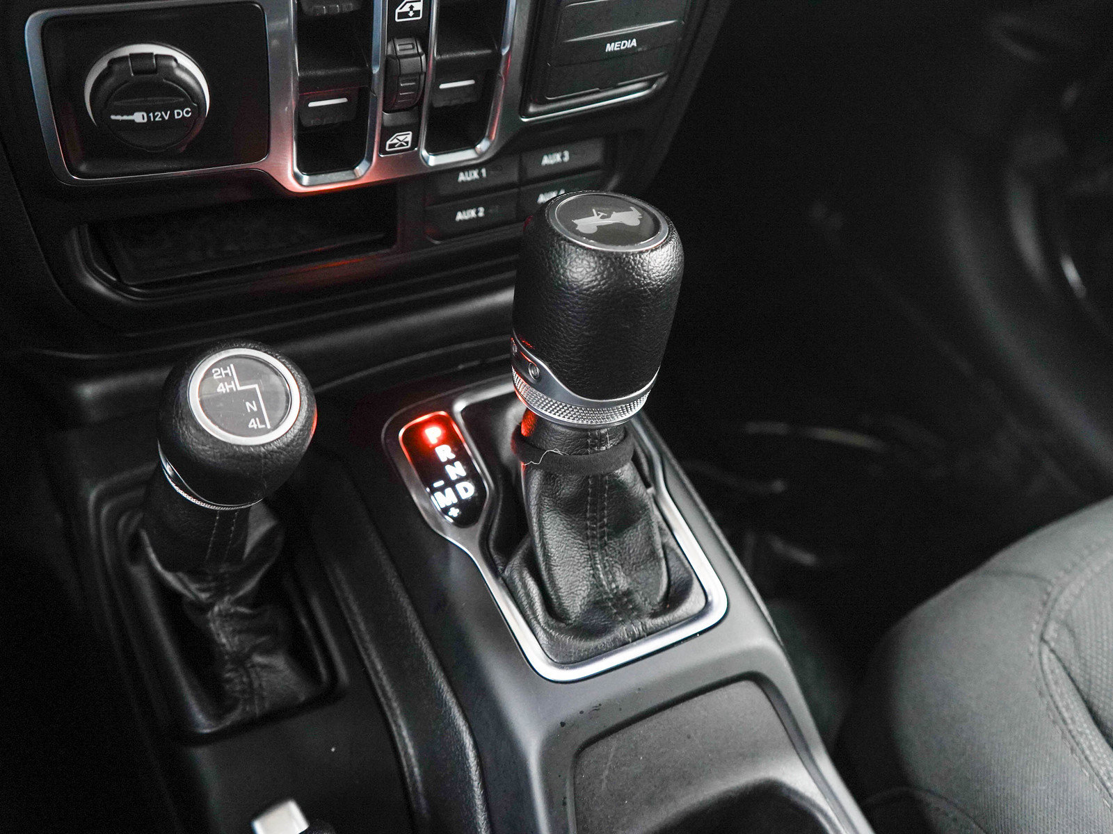 Used 2023 Jeep Wrangler Unlimited Sport AWD/4WD image 23