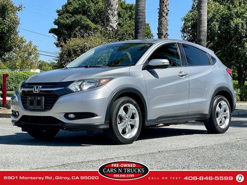 Used 2017 Honda HR-V EX image 3