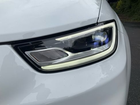 New 2026 Chrysler Pacifica Limited w/ S Appearance Package image 16