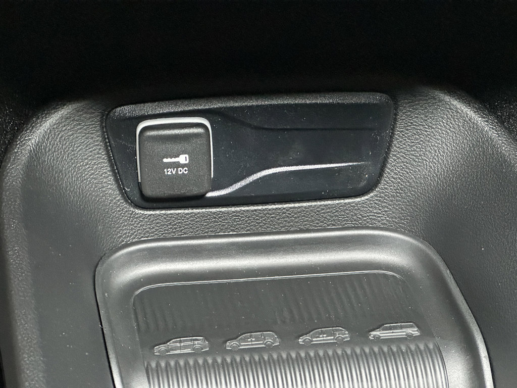 New 2027 Chrysler Pacifica Select AWD/4WD image 32