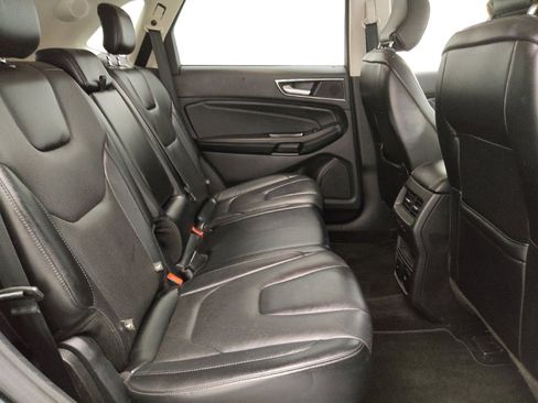 Used 2016 Ford Edge Titanium w/ Equipment Group 301A AWD/4WD image 19