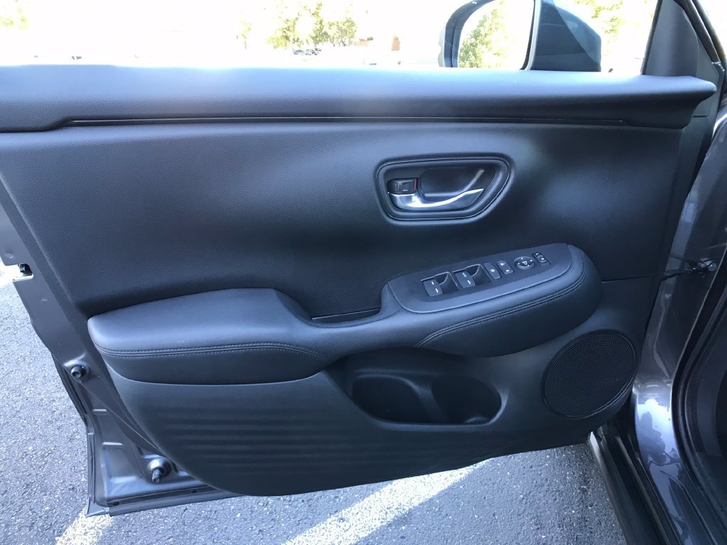 Used 2024 Honda HR-V LX image 16