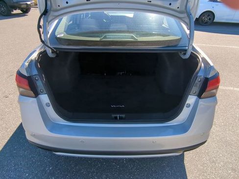 Used 2023 Nissan Versa SV image 38