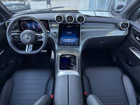 Certified 2026 Mercedes-Benz GLC 300 image 10
